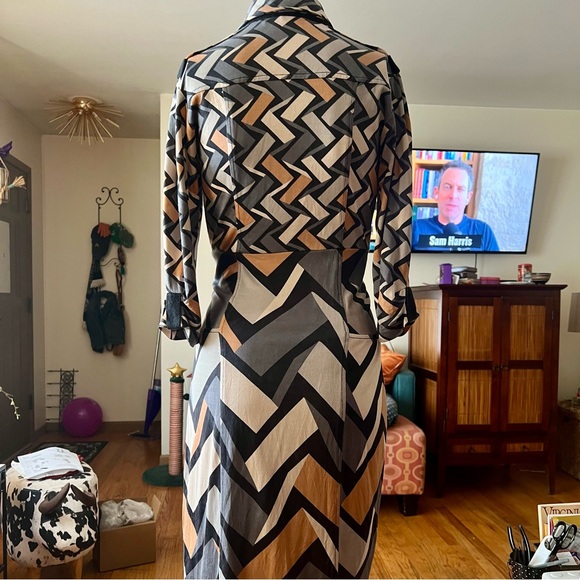 Vintage Diane Von Furstenberg Wrap Dress - Picture 4 of 4